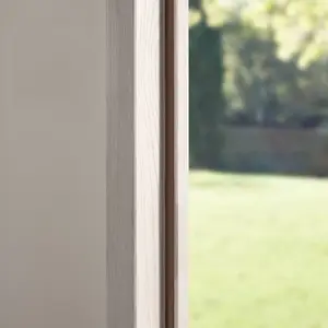 Joint adhésif en silicone "profil d" marron 6m