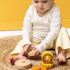 Tour à empiler en bois et silicone Mr. Lion