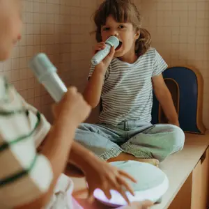 Enceinte karaoké portable avec 2 micros KIDYKARAOKE
