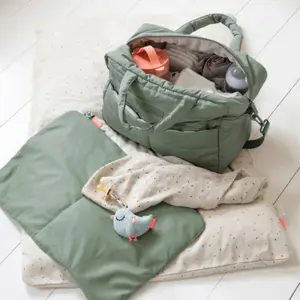 Sac à langer matelassé vert