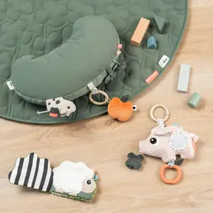 Coussin d'éveil Tummy time Tiny farm Vert