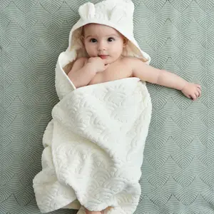 Cape de bain bébé ours écrue (80 x 80 cm)