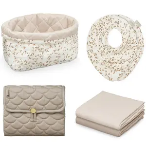 Coffret cadeau pour bébé Lierre (24 x 15 x 14 cm)