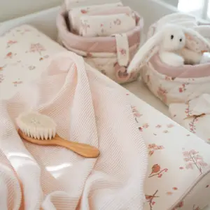 Lot de 2 langes bébé imprimé en mousseline Classic Stripes Rose (70 x 70 cm)