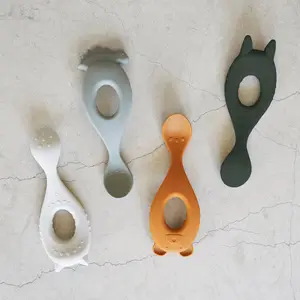 Lot de 4 cuillères en silicone Liva rose mix