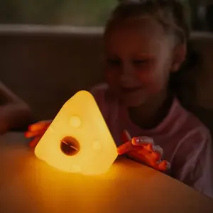 Veilleuse rechargeable Fromage avec Souris