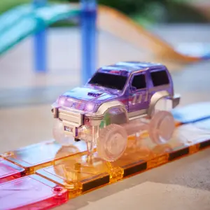 Voiture pour circuit magnétique Violette