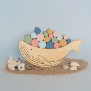 Jeu d'équilibre en bois baleine