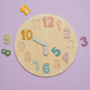 Horloge en bois