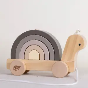 Escargot en bois à tirer