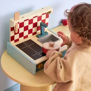 Mini cuisine en bois