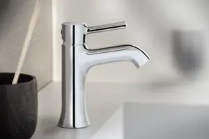 Mitigeur lavabo chromé "Umbolo" H. 18,1 cm.