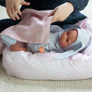 Poupée Koke tenue à oreilles de lapin (36 cm)