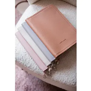 Protège carnet de santé Icon Cream