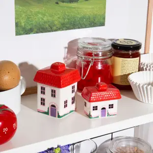 Salière et poivrière maison de campagne