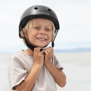 Casque noir (3-7 ans, 50-54 cm)