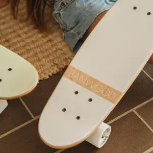 Skateboard crème