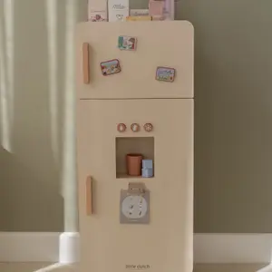 Réfrigérateur en bois