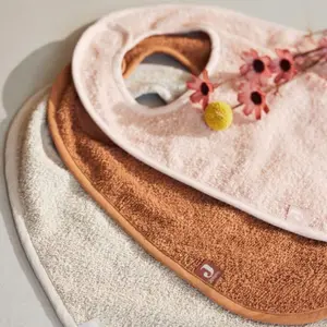 Bavoir en éponge Nougat