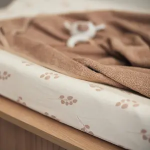 Housse matelas à langer en jersey Twig Wild Rose (50 x 70 cm)
