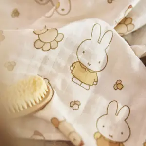 Lot de 3 langes en gaze de coton Miffy Family Farm (70 x 70 cm)