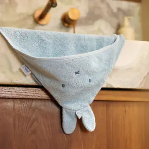 Cape de bain en éponge Miffy Cloudy Blue (75 x 75 cm)
