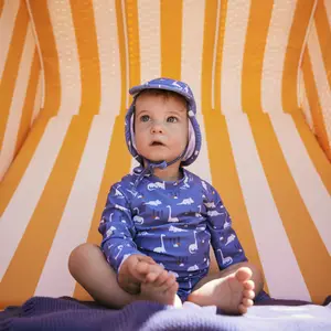 Casquette anti-UV protège nuque Dino (6-12 mois)
