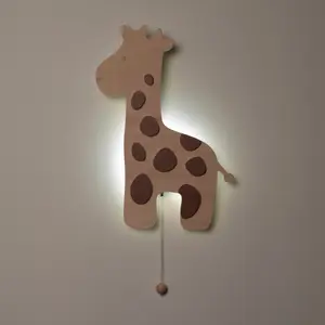 Applique murale en bois Wonder Girafe