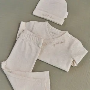 Bonnet de naissance Vanilla melee (0-3 mois)