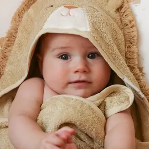 Coffret cadeau de naissance cape de bain et Gant de toilette Lion