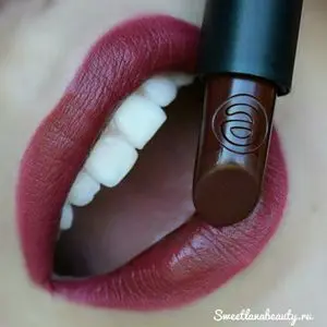 Essence Rouge À Lèvres Instant Last Color Essence, 15, Esprit Bourgogne