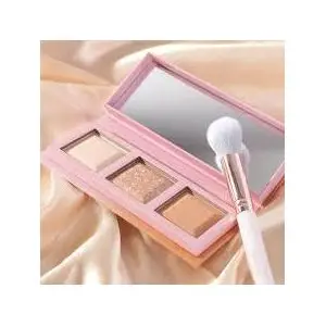 Essence love that GLOW &amp; BRONZE palette illuminateur et bronzeur
