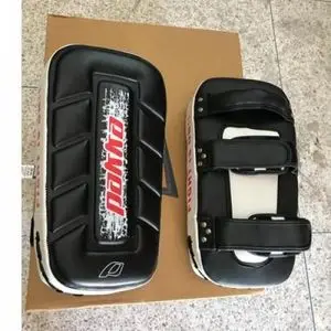 Pakka Arm pad, Pao de frappe pour Boxe Anglaise, Kick-Boxing, Muay-Thai fullcontact