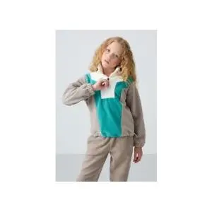 Trendyol Girl's Oversize Fleece Sweatshirt - Dark Beige, Embroidered, Thick Soft Texture - 75153