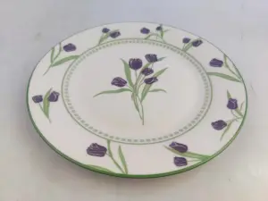 Assiette Plate Ronde 22,9 cm Tulipes Bleues – Design Floral Élégant