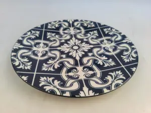 Assiette Ronde en Céramique Portugaise - 26,7 cm