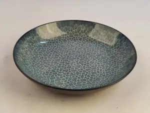 Assiette Creuse en Grès Motif Bleu Galet - 23,2 cm
