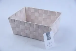 93240