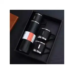 Bouteille d'Eau HOBBY LIFE - 730 ml - Plastique - Coloris Aléatoire
