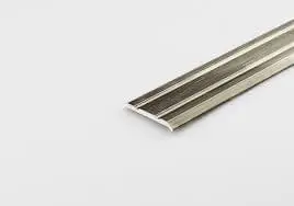 Profil Barre Seuil À Coller Titanium