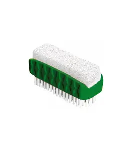 Pierre Ponce Avec Brosse À Ongles
