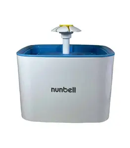 Fontaine à eau pour chat carrée 2,5l