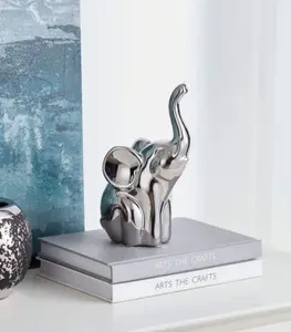 Objet décoratif à poser éléphant en céramique argent 20×10,5×8,5 cm