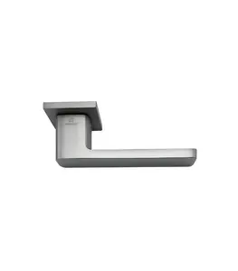 Bequille Tubulaire Carré Matte Noir Vetra