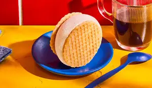 Galleta leche merengada, crème glacée au lait