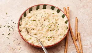 Risotto cacio e pepe risotto aux fromages, poivres