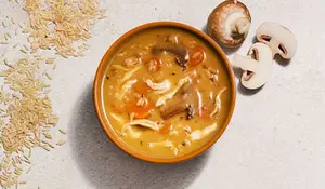 Soupe riz complet, effiloché de poulet cuit