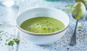 Potage de légumes verts