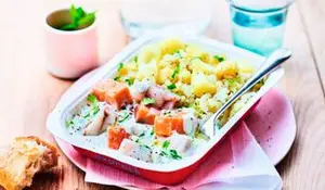 Saumon et colin d’Alaska à l’oseille, pommes de terre à l’étouffée