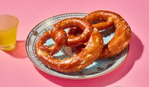 2 pains bretzels au gros sel